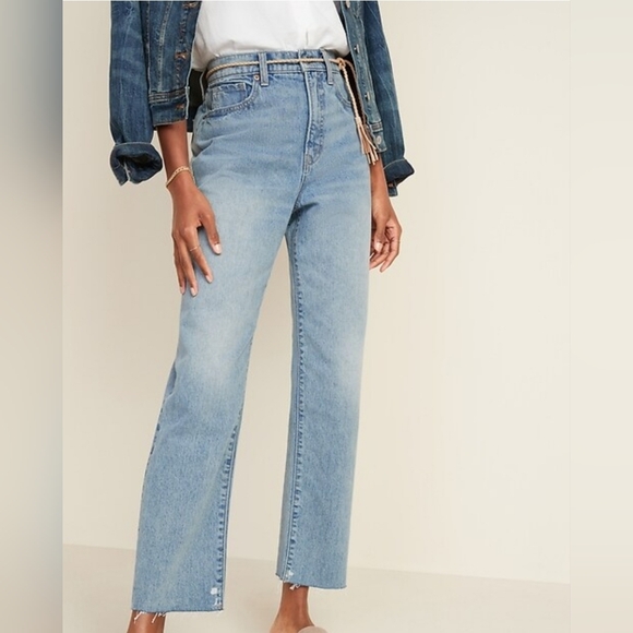 Old Navy Extra High Rise Sky Hi Straight Jeans 14 Raw Hems - Picture 1 of 5